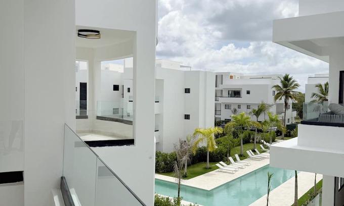 Punta Cana Apartamento | Penthouse with private jacuzzi, beach access, perfect for long stays!