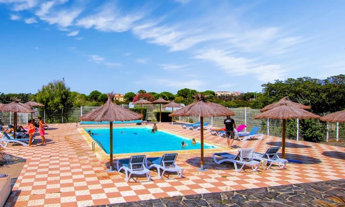 Le Barcares Apartamento | Lovely apartment in Le Barcarès with swimming pool