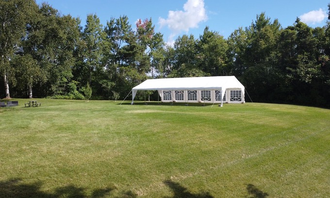 Durham Region Alquiler De RV | Spacious 20’x40’ Party Tent on 22-Acre Hilltop—Perfect for Events & Gatherings