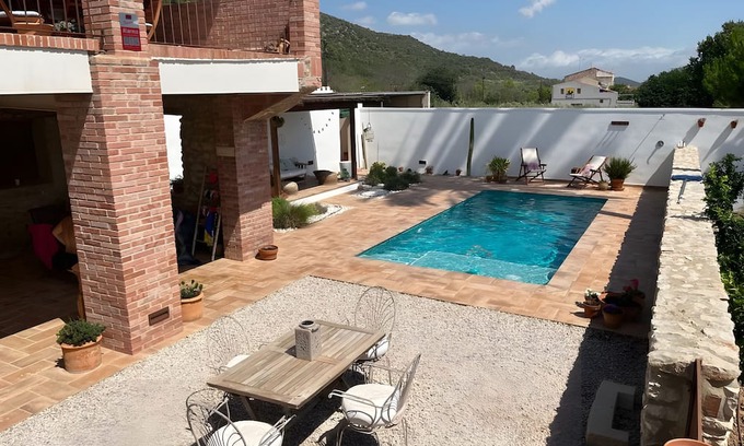 Ulldecona Casa | Holiday Home 'Casa En Vistes Al Montsià' with Mountain Views, Private Pool and Wi-Fi