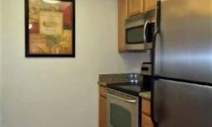 Modesto Condominio | Cute and Cozy