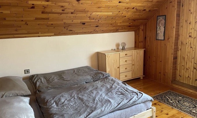 Branzez Casa | Wonderful private villa for 6 people with WIFI, balcony, pets allowed and parking