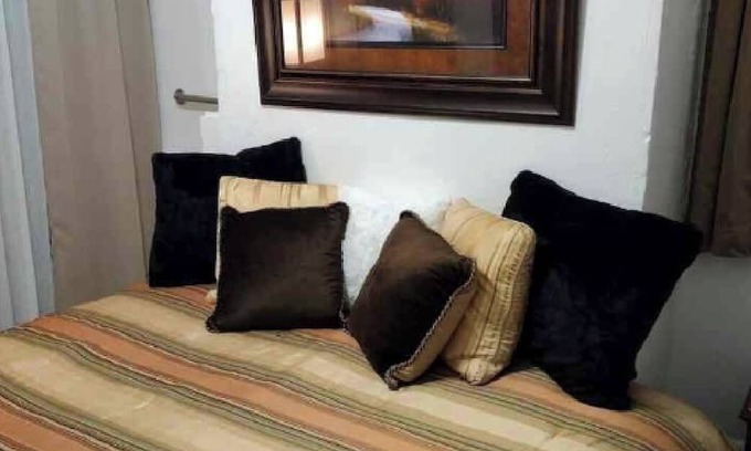 Pittsburgh Apartamento | Great Apartment minutes from Downtown Pittsburgh! Hassle free check-in & Wi-Fi.