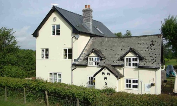 Llangammarch Wells Cabaña | Cosy rural cottage in mid Wales