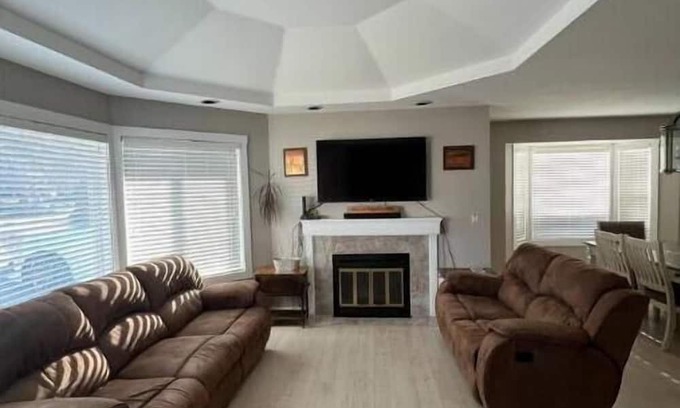 Okanagan-Similkameen Apartamento | Fully accessible 3 bed 2 bath entire suite!