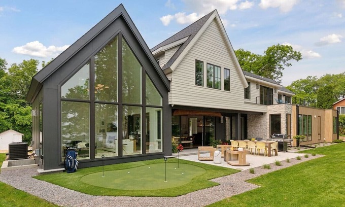 Excelsior Casa | Luxury LakeHus on Lk Minnewashta