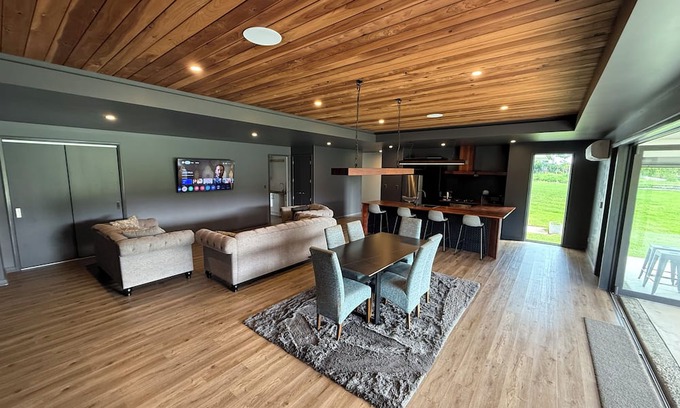 Whangarei Casa | Spacious Rural Two Bedroom still close to town
