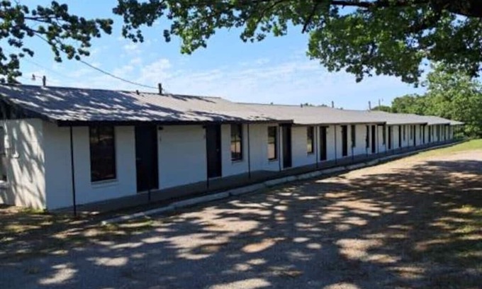 Cookson Casa | Retreat Lake Tenkiller Motel#1