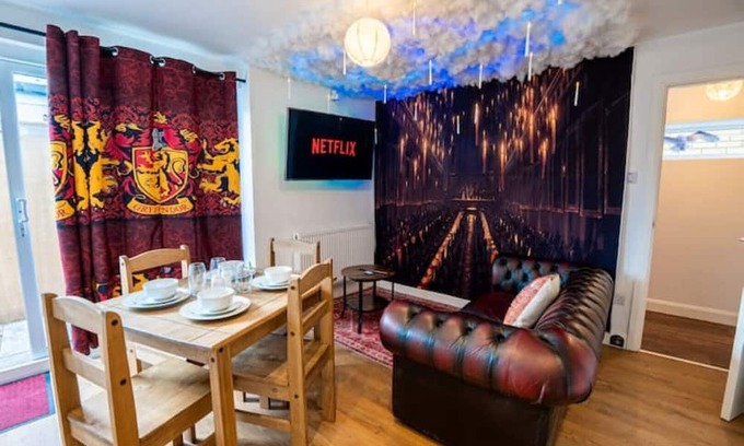 Watford Apartamento | Harry Potter House - Free On Street Parking - Self Check In - Sleeps up to 6