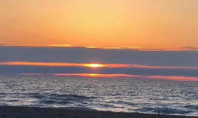 Grand Bend Cabina | Cozy Cabin #1, 1 block to the beach