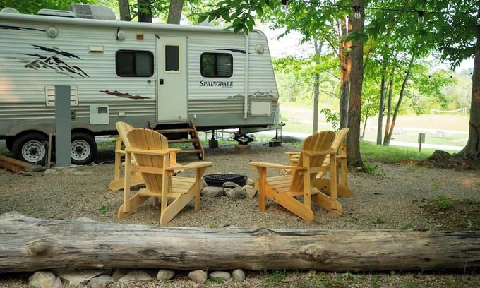 Miller Lake Casa | Springdale RV near Tobermory