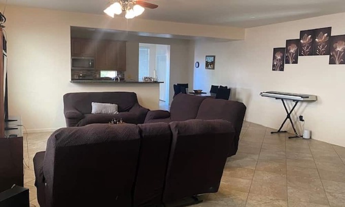 Rita Ranch Casa | 4-bedroom house in brilliant Tucson with WiFi, AC