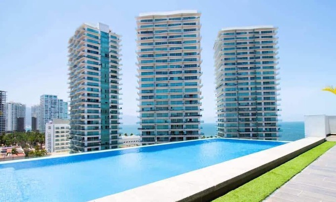 Zona hotelera del norte Apartamento | Ocean View Roof Pool BBQ Gym, Walk to Beach