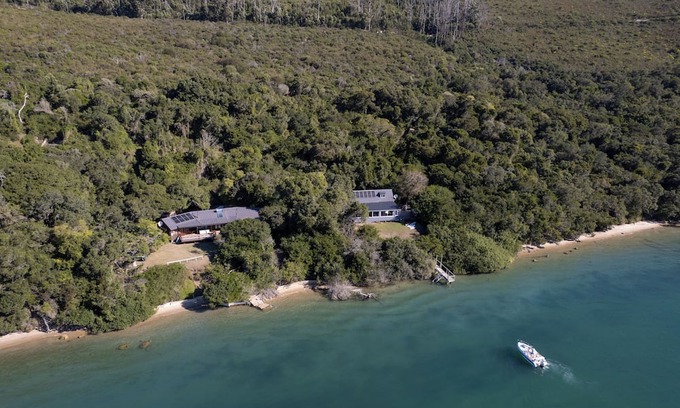 Brenton-on-Sea Casa | Lagoon-Front 8-Sleeper Off-Grid Escape Holiday Home + Boat Mooring