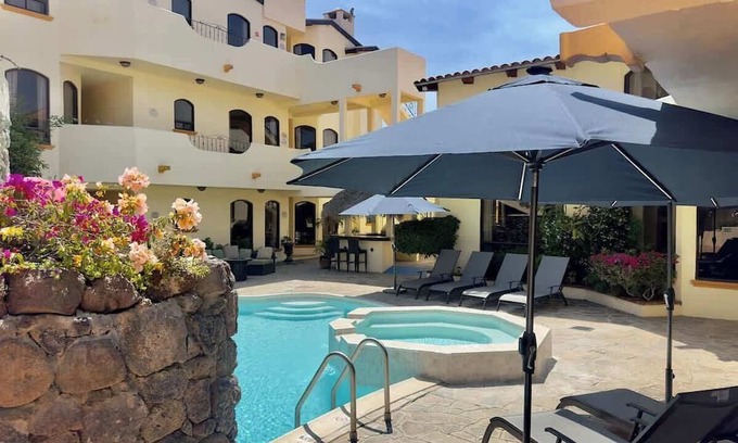 Playas de Rosarito Apartamento | Puerto Nuevo Surf Casita las Palmas 1 BR with pool