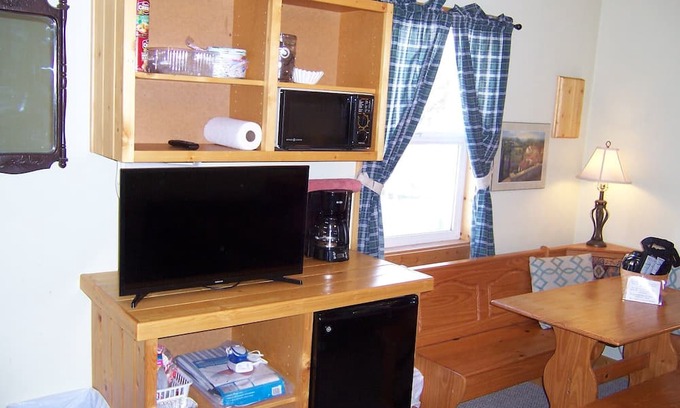 Otto Alquiler De RV | Cozy Campground Cabin Cottage with WiFi and AC in charming Greybull