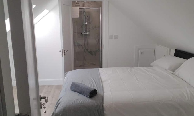 Kildare Casa | Leixlip 4 Bedroom, Sleeps 6