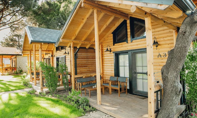Erdek Chalet De Esquí | Pino Mar Luxury Bungalows