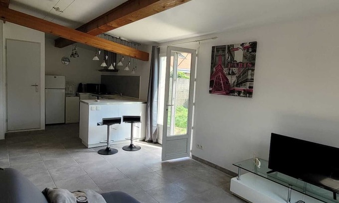 Villeneuve-les-Maguelone Casa | Small house with garden 10 minutes from the beach