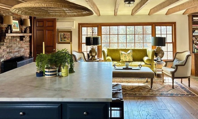 Ottsville Otro | Gorgeous 4-bedroom 1824 farmhouse on 15 Acres in Bucks County, PA