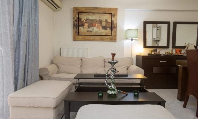 Pasalimani Apartamento | Illusion 1 - Cozy Retreat in Central Piraeus