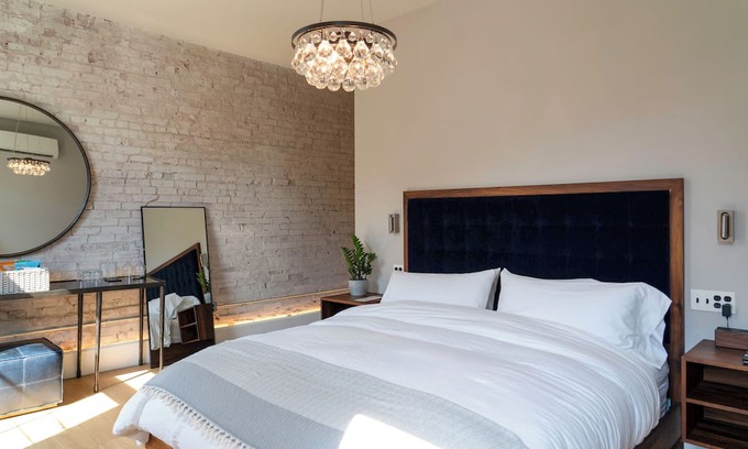 Johnstown Apartamento | Charming Industrial; Chic Guest Studio in Wonderful Johnstown, OH