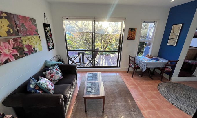 Russell Apartamento | Plum Tree Apartment