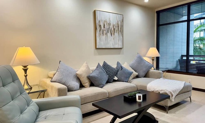 Mission Apartamento | Lux Condo-3 bed pool and Jacuzzi