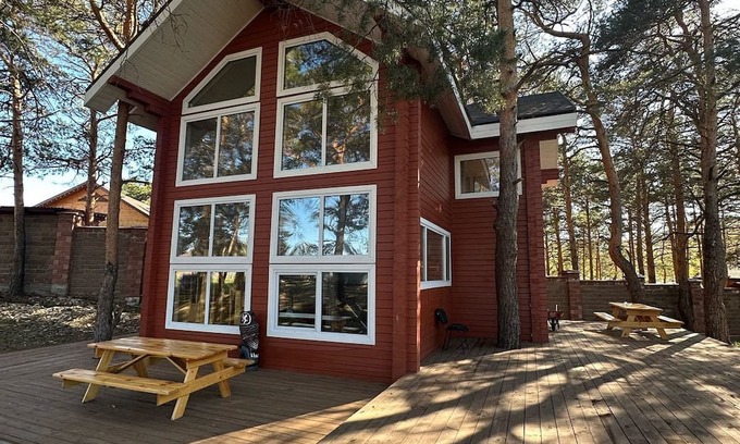 Kazakhstan Casa | Redhouse 2-bedroom country house in pleasant Imantau with WiFi