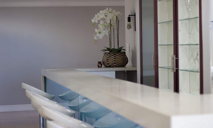 Durban Apartamento | Luxury 4-Bedroom Apartment with Stunning Seaviews & Aircon – Your Dream Escape