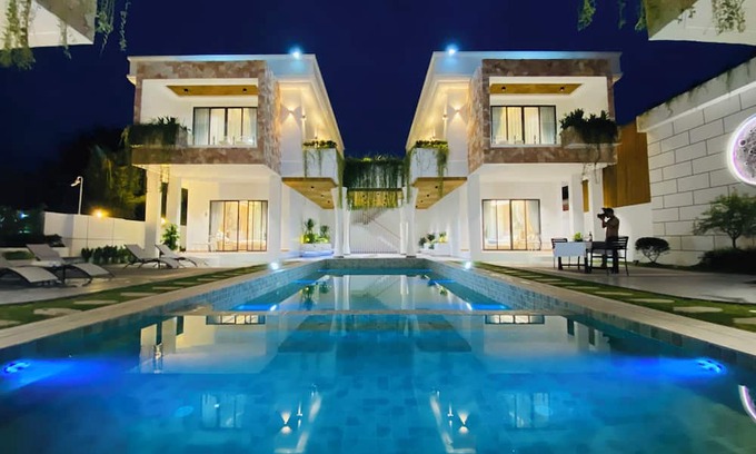 Kampot Villa | Charming 3-bedroom villa with WiFi, AC in lovely Kampot