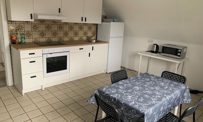 Neumuenster Apartamento | Vacation apartment at Einfelderstr See