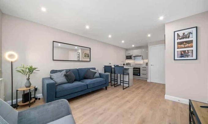 Hogganfield Apartamento | Stylish 2 Bed Property with Free Parking