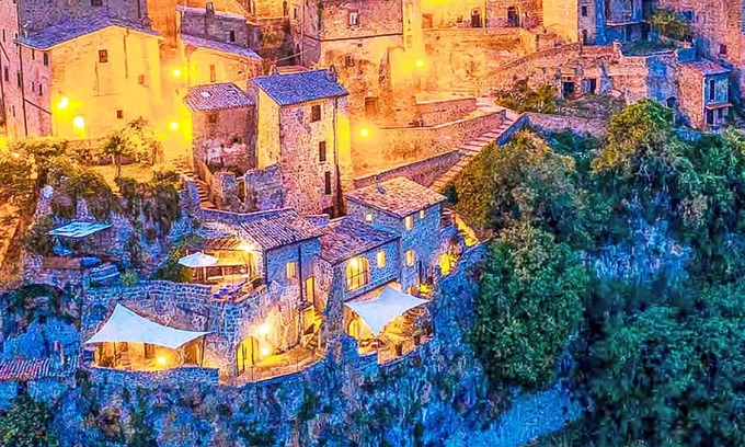 San Michele in Teverina Casa | Stunning private villa for 6 guests with A/C, private pool, WIFI, TV and terrace
