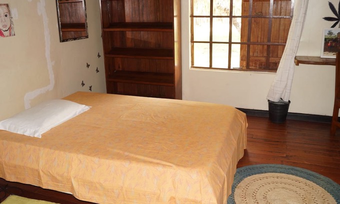 Menabe Cama Y Desayuno | To rent superb T1, in a quiet environment, close to the sea
