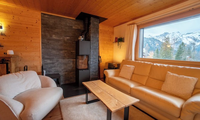 Barboleusaz Apartamento | The apartment is located on Place de la Barboleuse in Gryon, close to all shops, the train station,