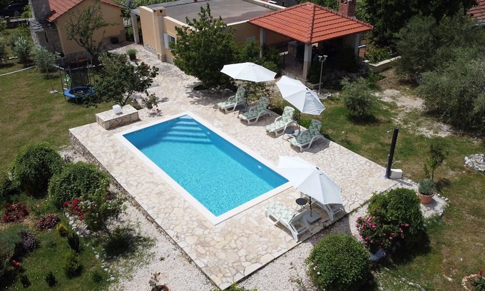 Unesic Casa | Kuća za odmor Neva