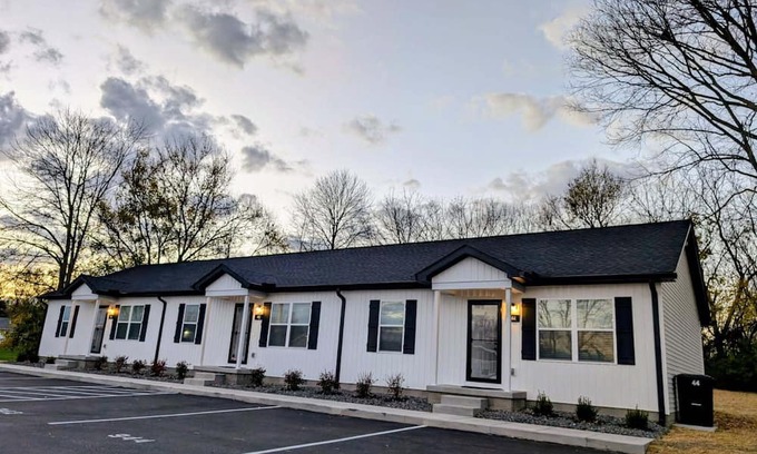 Washington Court House Apartamento | Charming 2-bedroom apartment with AC, WiFi in Washington Court House