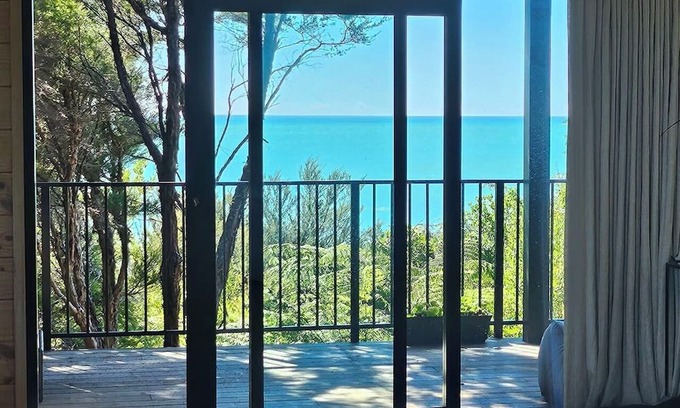 Parapara Casa | Treetops Lookout - ocean views