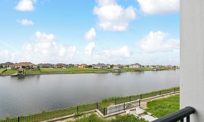 Slidell Apartamento | Cozy Waterfront 2-bedroom apartment in serene Slidell