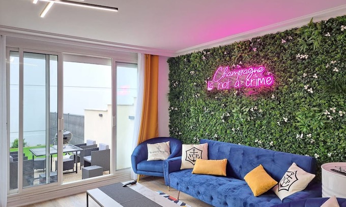 Reims Casa | Camden - Extérieur et parking