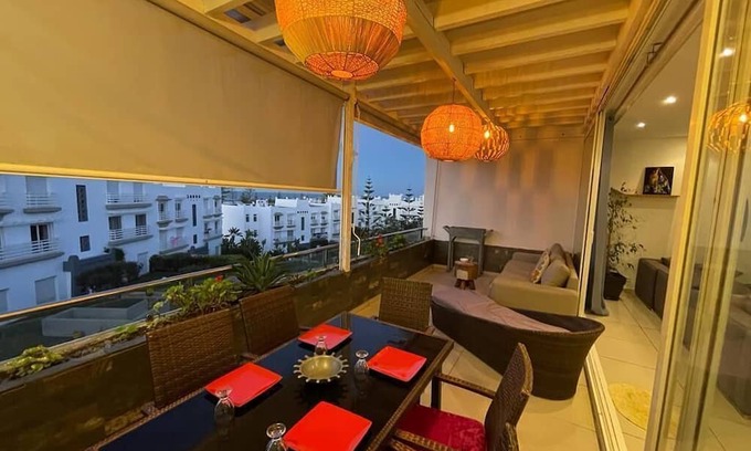 Tamariss Apartamento | Lovely apartment with sea view, pool and garden