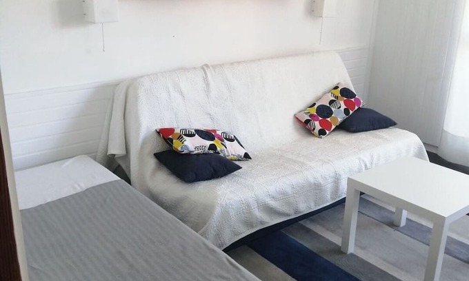 Saint-Etienne-en-Devoluy Apartamento | Studio 5/6 sleeps at Bois d'Aurouze 7th floor (linen not provided)