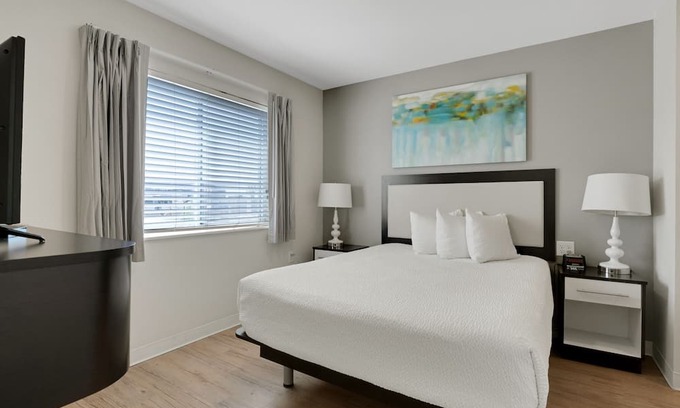 Far North Central Apartamento | Simplicity At the Rim 1308 I Comfy 2 Bed 2 Bath