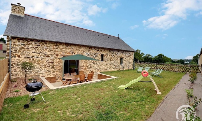 Poce-les-Bois Casa | Le Champ Rosé - POCE LES BOIS