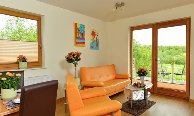 Morz Apartamento | Apartment in Mצrz with Garden