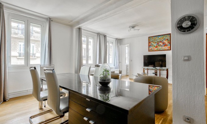 Ternes Apartamento | Charming apartment near the Arc de Triomphe