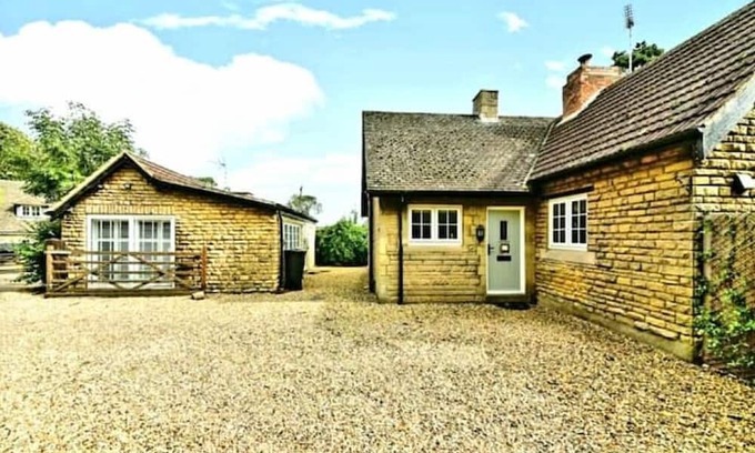 Castle Bytham Apartamento | Liddesdale Guest House Rutland
