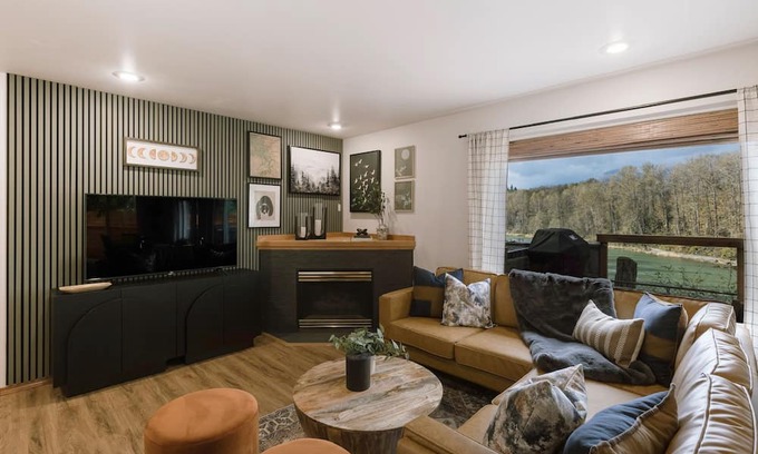 Concrete Casa | Baker Loop