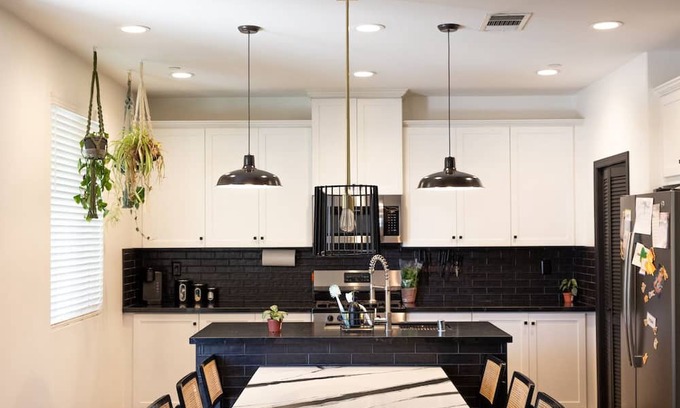 Menifee Casa | Spacious 4-bedroom house in awesome Menifee with WiFi, AC, fitness room